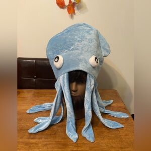 Octopus/squid hat